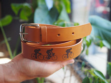 Load image into Gallery viewer, Small leather and recycled accessories workshop