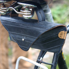 Load image into Gallery viewer, Small leather and recycled accessories workshop