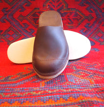 Load image into Gallery viewer, Slipper Making Course
