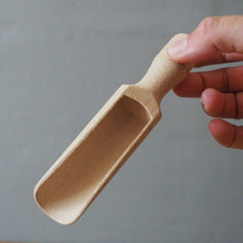 Load image into Gallery viewer, Wooden scoop for powders 14cm
